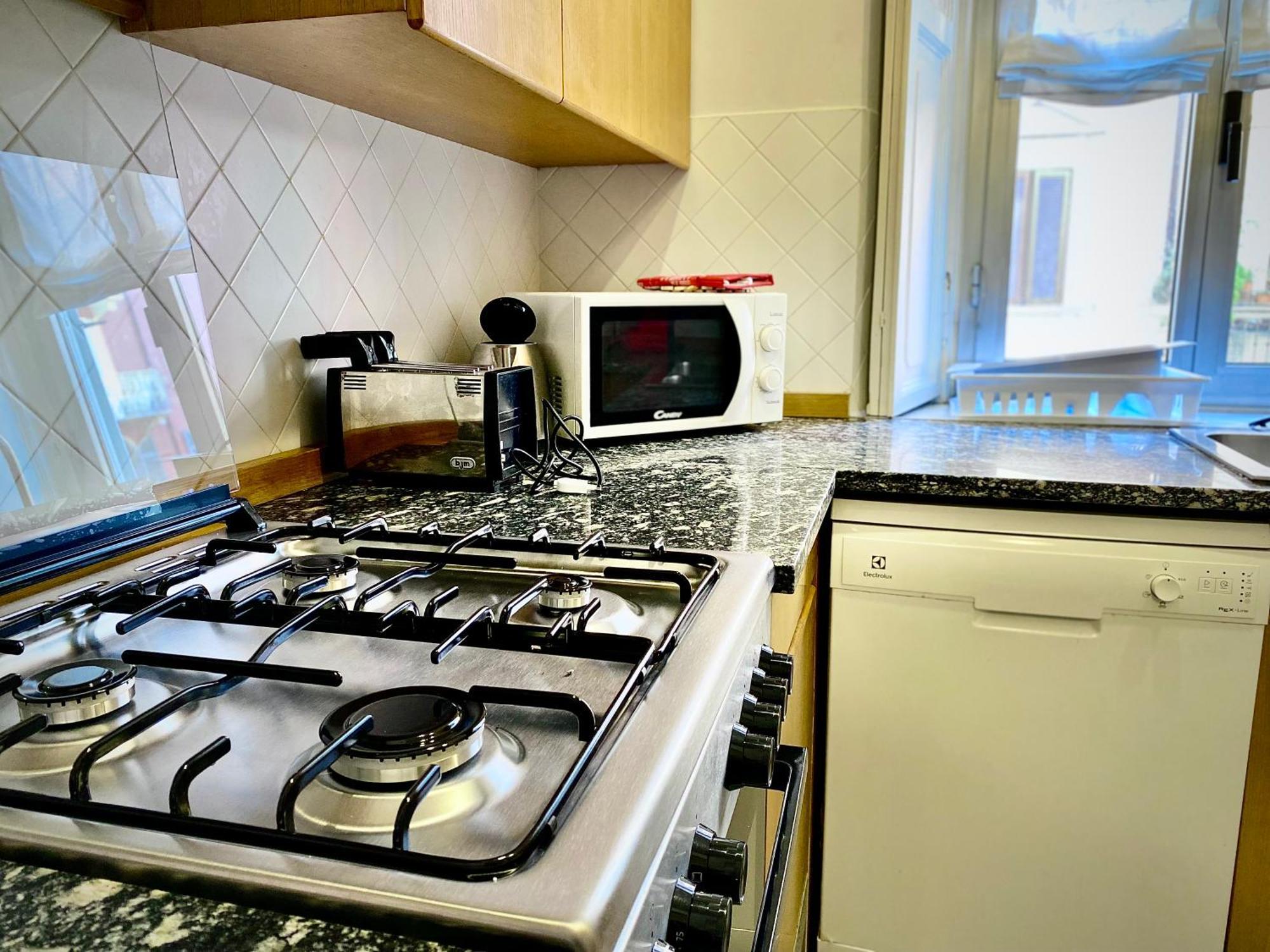Conca Mary In The Heart Of Milan Appartement Buitenkant foto